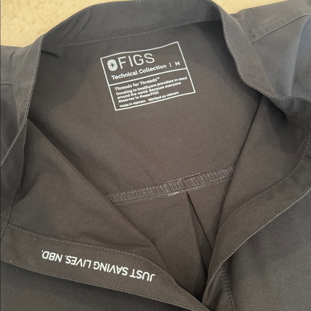 Figs Scrubs - Picture 3 of 6